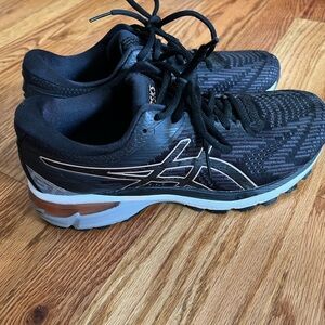 Black and Pink ASICS GT-2000 8